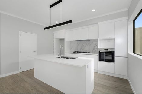 Photo of property in 104 Godfrey Drive, Orewa, 0931