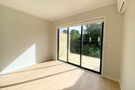 Photo of property in 2/125b Metcalfe Road, Ranui, Auckland, 0612