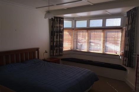 Photo of property in 34 Shakespeare Road, Bluff Hill, Napier, 4110