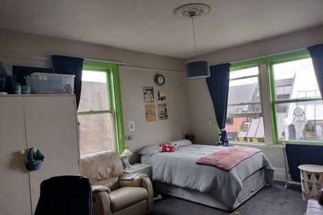 Photo of property in 8a Clermont Terrace, Kelburn, Wellington, 6012