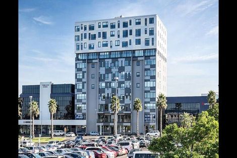 Photo of property in Twin Towers, 611/17 Putney Way, Manukau, Auckland, 2104