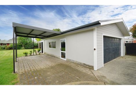 Photo of property in 12 Moa Street, Waikiwi, Invercargill, 9810
