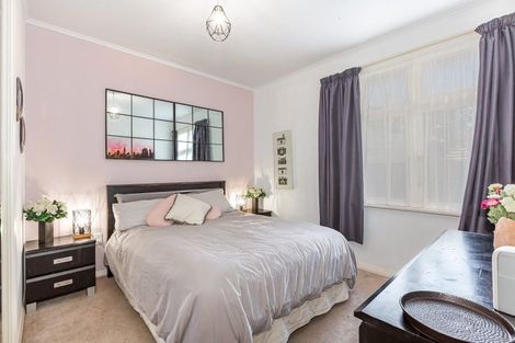 Photo of property in 18 Colin Grove, Hutt Central, Lower Hutt, 5010