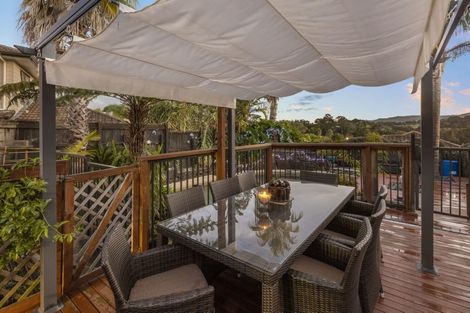 Photo of property in 6 Wallace Road, Ranui, Auckland, 0612