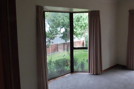 Photo of property in 1/20a Old Lake Road, Narrow Neck, Auckland, 0622