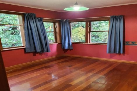 Photo of property in 109 Ironside Road, Johnsonville, Wellington, 6037