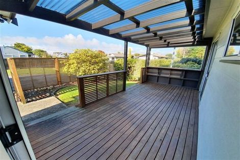 Photo of property in 1 Willowstream Grove, Cloverlea, Palmerston North, 4412