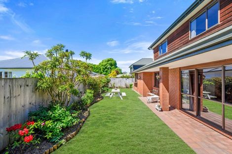 Photo of property in 2/18 Wentworth Street, Ilam, Christchurch, 8041