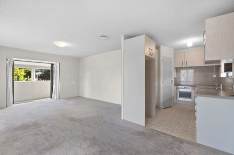 Photo of property in 6 Kingfisher Way, Te Kowhai, Hamilton, 3288