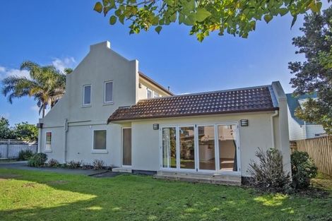 Photo of property in 16b Bermuda Place, One Tree Point, 0118