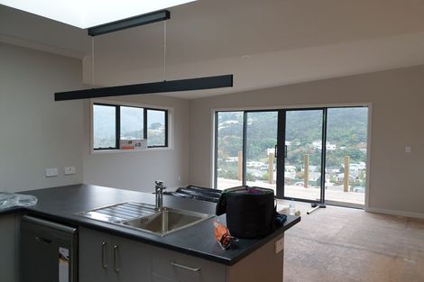 Photo of property in 11 Holborn Drive, Stokes Valley, Lower Hutt, 5019