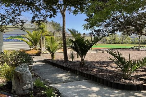 Photo of property in 3 Bathgate Street, Johnsonville, Wellington, 6037