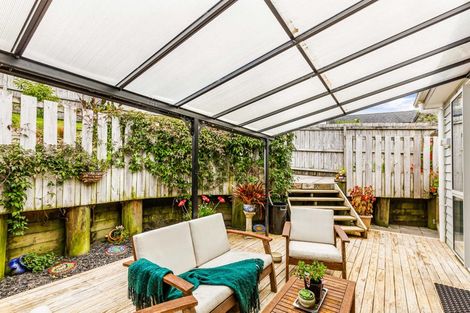 Photo of property in 9 Korihi Drive, Swanson, Auckland, 0614