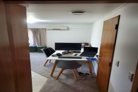 Photo of property in 87 Brian Crescent, Stanmore Bay, Whangaparaoa, 0932