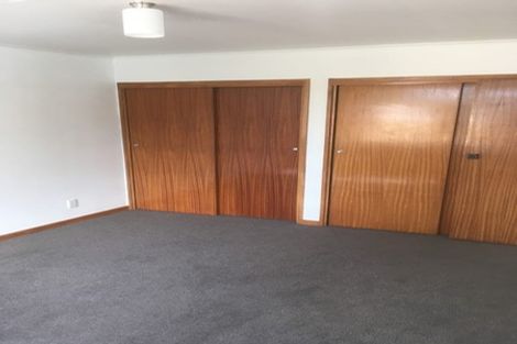 Photo of property in 3 Tiraumea Street, Palmerston North, 4410