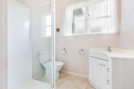 Photo of property in 18 Fulljames Avenue, Mount Roskill, Auckland, 1041