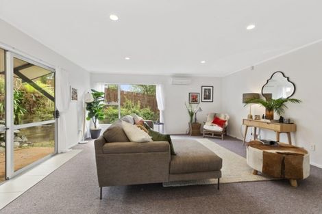 Photo of property in 13 Mallard Grove, Churton Park, Wellington, 6037