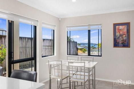 Photo of property in 57 Wiseley Road, West Harbour, Auckland, 0618
