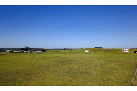 Photo of property in 4 Fernbird Grove, Kerikeri, 0294