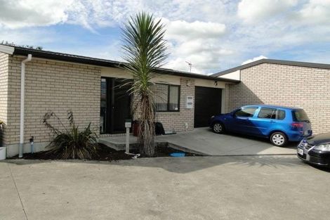 Photo of property in 15/12a Tironui Station Road East, Papakura, 2112
