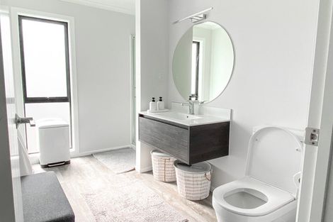 Photo of property in 18 Reakes Crescent, Wallaceville, Upper Hutt, 5018