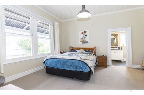 Photo of property in 290 Church Street, West End, Timaru, 7910