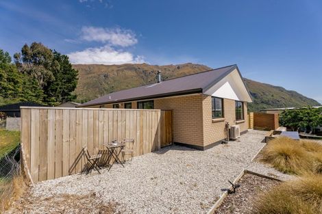 Photo of property in 6 Lakefield Close, Kingston, Athol, 9793