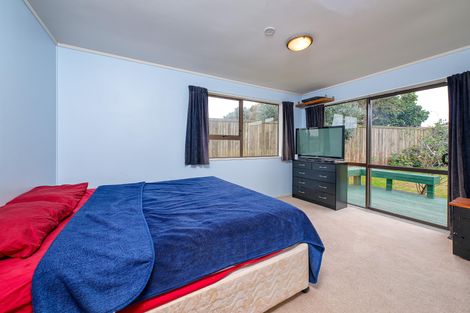 Photo of property in 13 Suwyn Place, Weymouth, Auckland, 2103