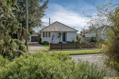 Photo of property in 14 Glynne Crescent, Spreydon, Christchurch, 8024