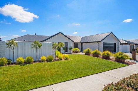Photo of property in 28 Whitehall Drive, Springlands, Blenheim, 7201