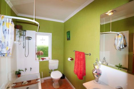 Photo of property in 34 Queen Street, Dannevirke, 4930