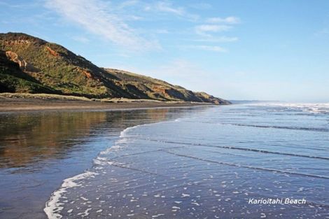 Photo of property in 569 Karioitahi Road, Lake Puketi, Waiuku, 2683