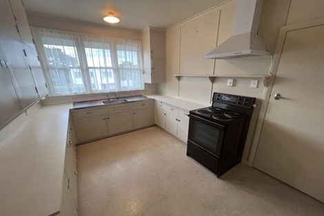 Photo of property in 293-295 Park Road, Hokowhitu, Palmerston North, 4410