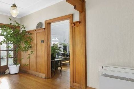 Photo of property in 32 Motu Street, Saint Clair, Dunedin, 9012