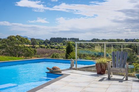 Photo of property in 101 Forest Lakes Road, Otaki, 5583