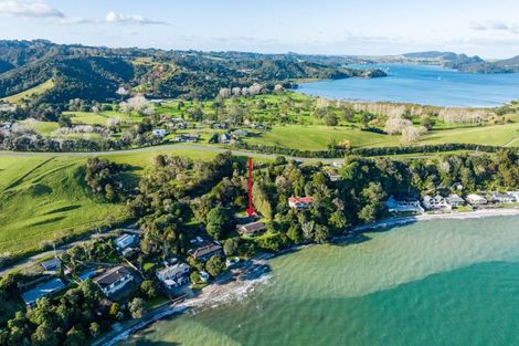 Photo of property in 20 Manganese Point Road, Tamaterau, Whangarei, 0174