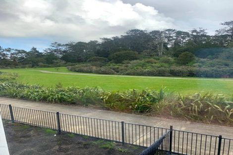 Photo of property in 7 Whawhaki Lane, Kumeu, 0810