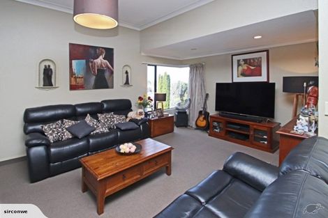 Photo of property in 26 Cumberland Rise, Taradale, Napier, 4112