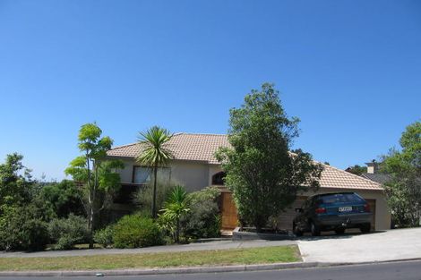 Photo of property in 70 Kate Sheppard Avenue, Torbay, Auckland, 0630