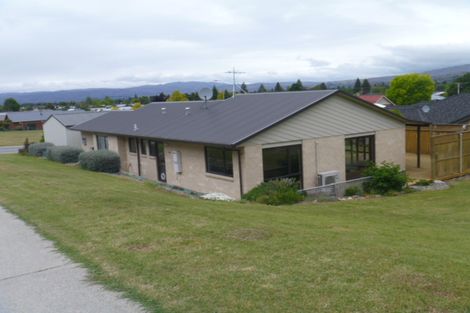 Photo of property in 47 Shields Street, Clyde, 9330