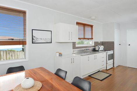 Photo of property in 3 Ogle Crescent, Te Kamo, Whangarei, 0112