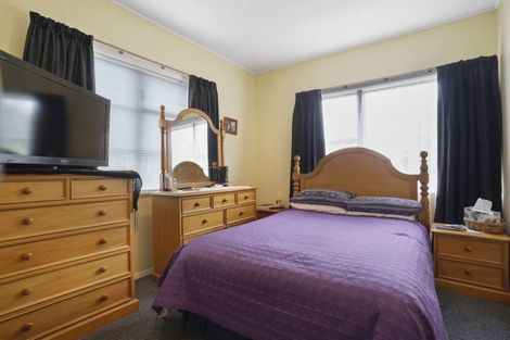 Photo of property in 28 Epsom Road, Sockburn, Christchurch, 8042