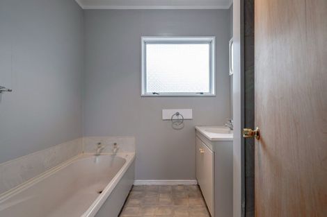Photo of property in 4 Halleys Court, Feilding, 4702