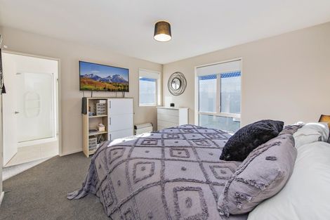 Photo of property in 11 Globe Bay Drive, Templeton, Christchurch, 8042