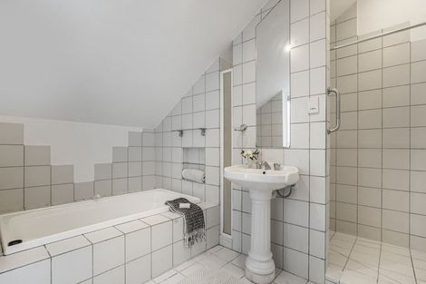 Photo of property in 2 Moata Place, Devonport, Auckland, 0624