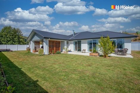 Photo of property in 18 Mallard Drive, Waihola, Outram, 9073