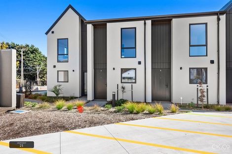 Photo of property in 130 Cambridge Terrace, Fairfield, Lower Hutt, 5011