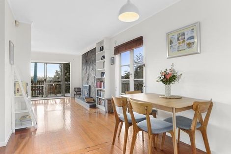 Photo of property in 23 Highland Avenue, Titirangi, Auckland, 0604