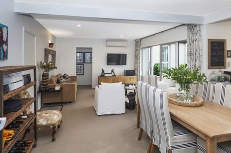 Photo of property in 121 Condell Avenue, Papanui, Christchurch, 8053