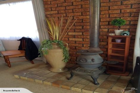 Photo of property in 5 Tangelo Place, Bucklands Beach, Auckland, 2012